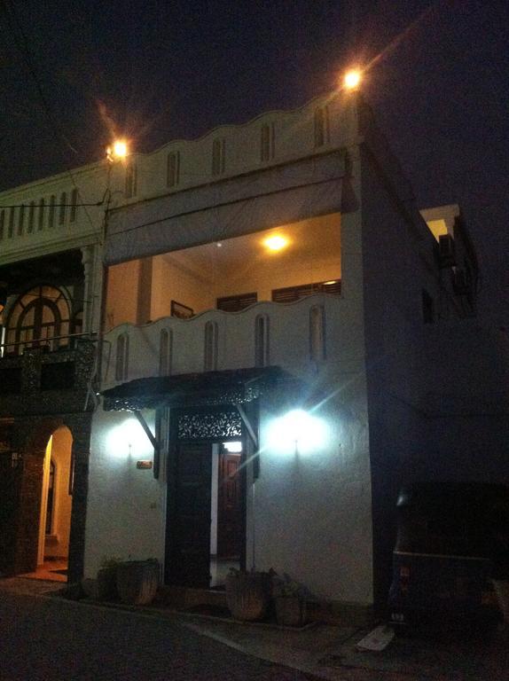 Seagreen Guesthouse - Galle Fort ภายนอก รูปภาพ