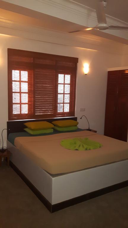 Seagreen Guesthouse - Galle Fort ภายนอก รูปภาพ
