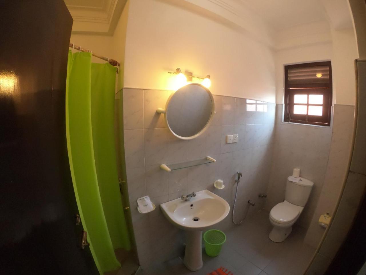 Seagreen Guesthouse - Galle Fort ภายนอก รูปภาพ